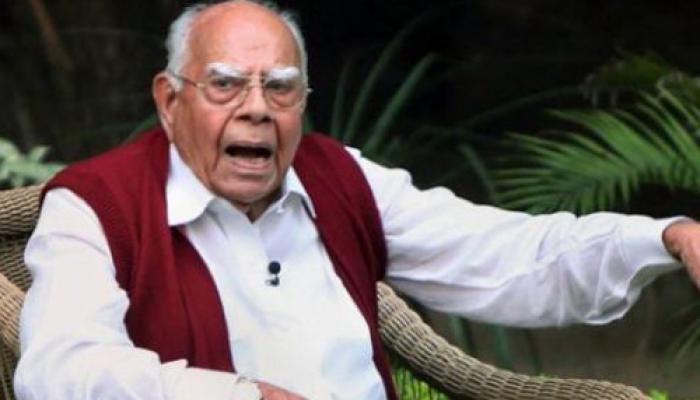 काले धन पर धोखेबाजी कर रहे हैं नरेंद्र मोदी: राम जेठमलानी काले धन पर धोखेबाजी कर रहे हैं नरेंद्र मोदी: राम जेठमलानी