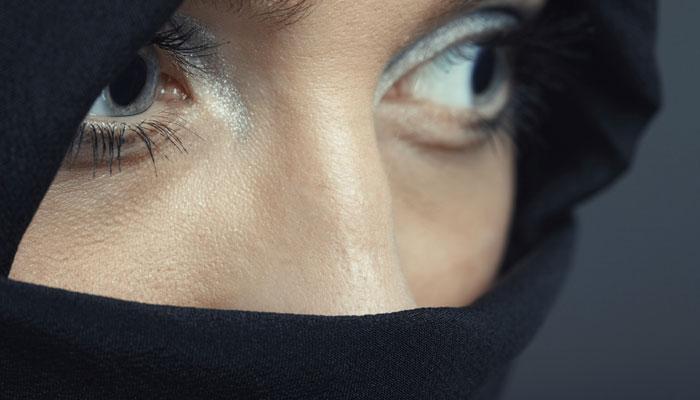 महिलाएं केवल बच्चे पैदा करने के लिए होती हैं : सुन्नी नेता महिलाएं केवल बच्चे पैदा करने के लिए होती हैं : सुन्नी नेता