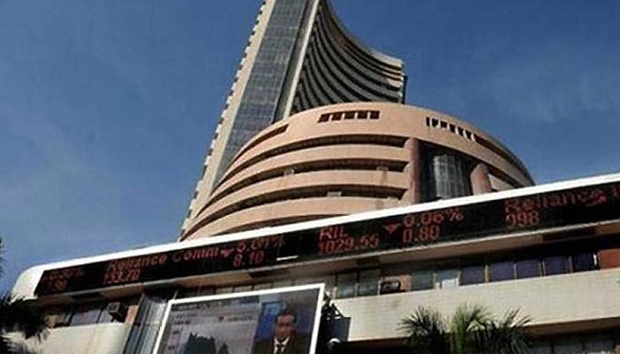 साल के अंतिम सप्ताह शेयर बाजार में उतार-चढ़ाव रहने के असार साल के अंतिम सप्ताह शेयर बाजार में उतार-चढ़ाव रहने के असार