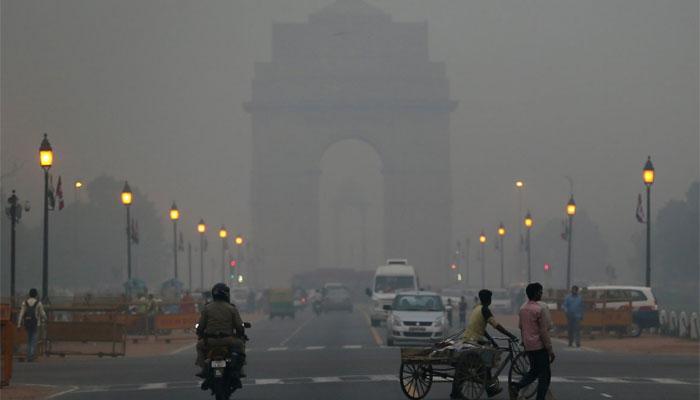 ऑड-ईवन फॉर्मूले पर हाईकोर्ट सख्त, AAP सरकार से पूछा- 15 दिन तक स्कीम लागू करने की क्या जरूरत थी ऑड-ईवन फॉर्मूले पर हाईकोर्ट सख्त, AAP सरकार से पूछा- 15 दिन तक स्कीम लागू करने की क्या जरूरत थी