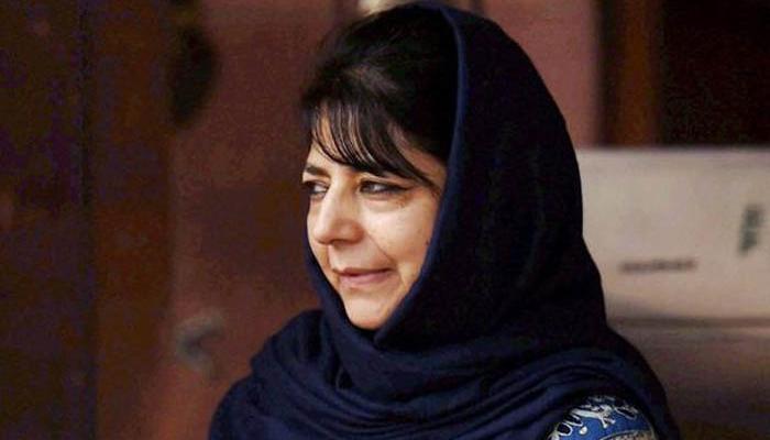 पीडीपी-बीजेपी: असमंजस और सियासी खींचतान पीडीपी-बीजेपी: असमंजस और सियासी खींचतान