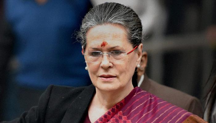 कांग्रेस अध्यक्ष सोनिया गांधी अचानक पहुंचीं इलाहाबाद कांग्रेस अध्यक्ष सोनिया गांधी अचानक पहुंचीं इलाहाबाद