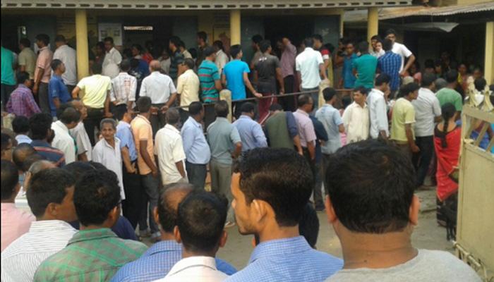 विधानसभा चुनाव 2016 : असम में 85, पश्चिम बंगाल में 79. 56% मतदान विधानसभा चुनाव 2016 : असम में 85, पश्चिम बंगाल में 79. 56% मतदान