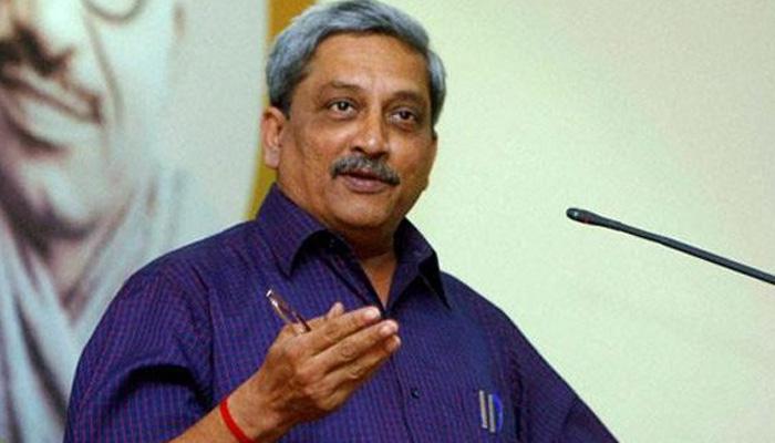 चॉपर घोटाला : पर्रिकर ने जोर देकर कहा-'भ्रष्टाचार में कोई बड़ा ताकतवर शख्स था संलिप्त' चॉपर घोटाला : पर्रिकर ने जोर देकर कहा-'भ्रष्टाचार में कोई बड़ा ताकतवर शख्स था संलिप्त'