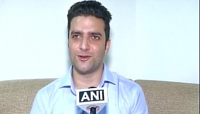 J&K के अतहर को मिली UPSC में दूसरी रैंक, नाकामी को किया कामयाबी में तब्दील J&K के अतहर को मिली UPSC में दूसरी रैंक, नाकामी को किया कामयाबी में तब्दील
