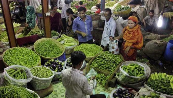 सब्जियों की कीमत में तेजी से मई में थोक महंगाई दर बढ़कर हुई 0.79% सब्जियों की कीमत में तेजी से मई में थोक महंगाई दर बढ़कर हुई 0.79%
