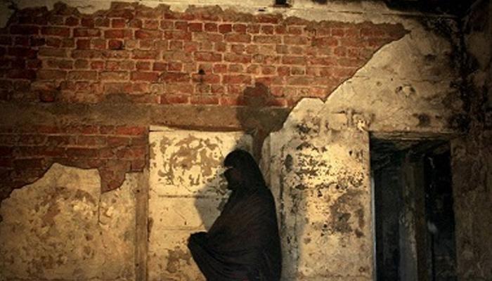 गुलबर्ग सोसाइटी नरसंहार केस में सजा का ऐलान, 11 दोषियों को उम्रकैद और 12 को सात-सात साल की कैद गुलबर्ग सोसाइटी नरसंहार केस में सजा का ऐलान, 11 दोषियों को उम्रकैद और 12 को सात-सात साल की कैद