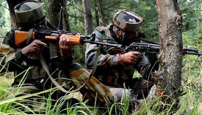 LoC के पास घुसपैठ की कोशिश नाकाम, एक आतंकवादी ढेर LoC के पास घुसपैठ की कोशिश नाकाम, एक आतंकवादी ढेर