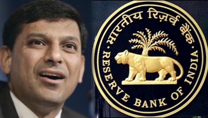ब्याज दरों में बदलाव नहीं, कर्ज सस्ता नहीं करने पर बैंकों पर बरसे राजन ब्याज दरों में बदलाव नहीं, कर्ज सस्ता नहीं करने पर बैंकों पर बरसे राजन