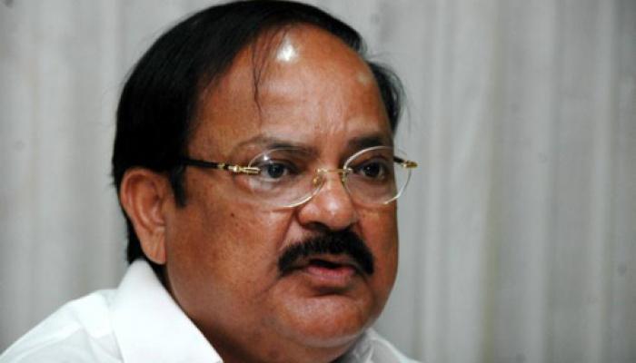 वेंकैया ने मीडिया को दी आत्मनियमन की सीख, कहा- राष्ट्रहित में जरूरी वेंकैया ने मीडिया को दी आत्मनियमन की सीख, कहा- राष्ट्रहित में जरूरी