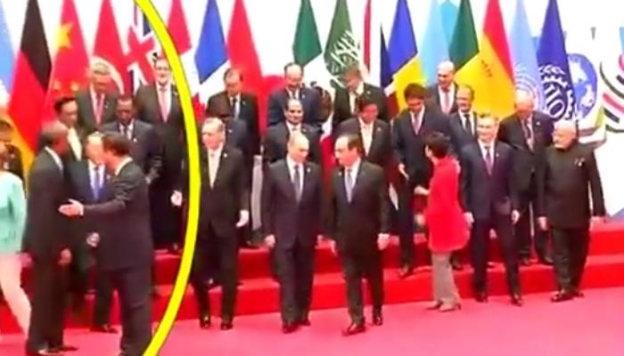 चीनी राष्ट्रपति जिनपिंग को इग्नोर कर ओबामा ने PM मोदी से की मुलाकात, WATCH VIDEO चीनी राष्ट्रपति जिनपिंग को इग्नोर कर ओबामा ने PM मोदी से की मुलाकात, WATCH VIDEO