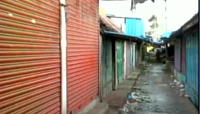कावेरी विवाद पर तमिलनाडु में बंद, द्रमुक नेता हिरासत में लिए गए कावेरी विवाद पर तमिलनाडु में बंद, द्रमुक नेता हिरासत में लिए गए