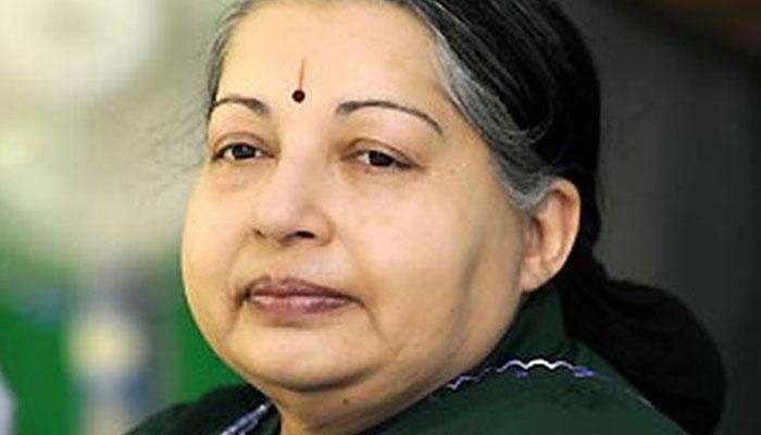 जयललिता की तबीयत बिगड़ी, अस्पताल में भर्ती जयललिता की तबीयत बिगड़ी, अस्पताल में भर्ती