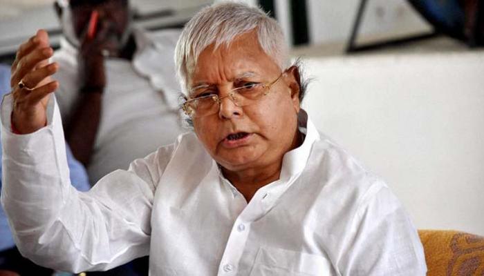 लालू ने सर्जिकल स्ट्राइक पर की सेना की तारीफ, बीजेपी पर साधा निशाना लालू ने सर्जिकल स्ट्राइक पर की सेना की तारीफ, बीजेपी पर साधा निशाना