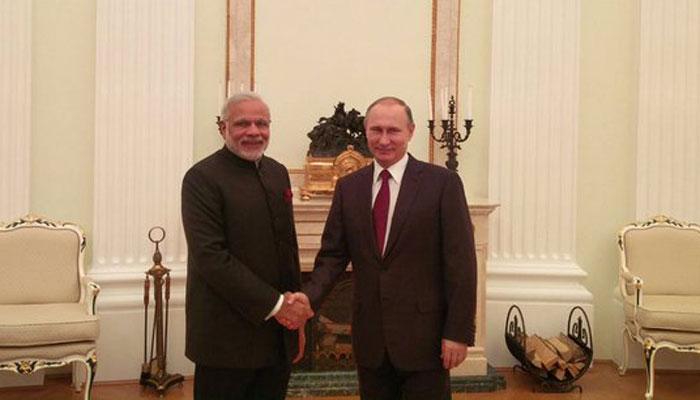 मोदी-पुतिन की मुलाकात में रक्षा, व्यापार संबंधों पर की जाएगी चर्चा मोदी-पुतिन की मुलाकात में रक्षा, व्यापार संबंधों पर की जाएगी चर्चा