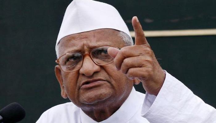 अन्ना हजारे ने नोट अमान्य करने की प्रशंसा की, इसे ‘क्रांतिकारी’ कदम बताया अन्ना हजारे ने नोट अमान्य करने की प्रशंसा की, इसे ‘क्रांतिकारी’ कदम बताया