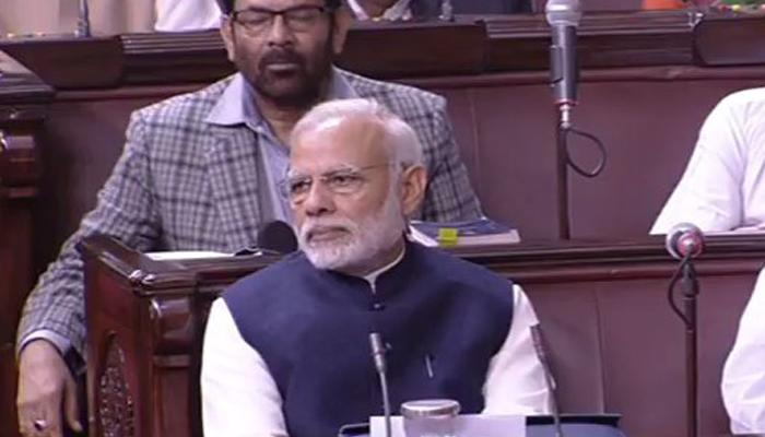 ...जब राज्यसभा में पीएम मोदी मोदी खुद गए विपक्षी नेताओं के पास, की बातचीत ...जब राज्यसभा में पीएम मोदी मोदी खुद गए विपक्षी नेताओं के पास, की बातचीत