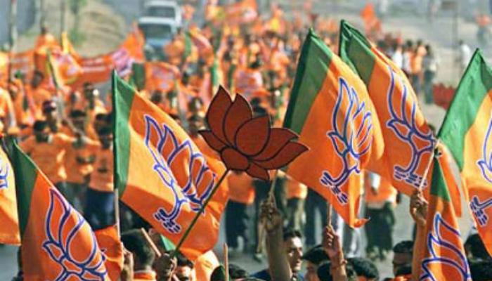 चंडीगढ़ नगर निगम चुनाव में BJP की बंपर जीत, 26 में से 20 सीटों पर कब्जा जमाया चंडीगढ़ नगर निगम चुनाव में BJP की बंपर जीत, 26 में से 20 सीटों पर कब्जा जमाया