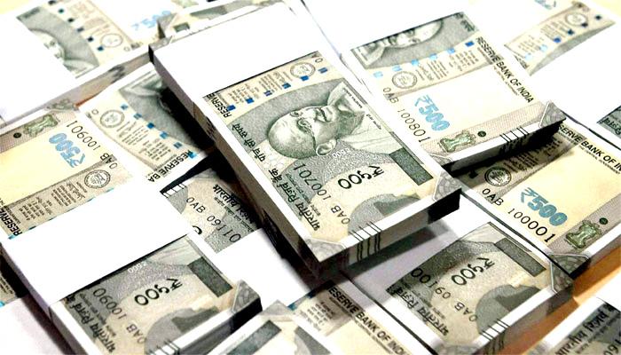 स्टेट बैंक की चेयरमैन अरुंधति भट्टाचार्य के मुताबिक, '30 दिसम्बर से आगे बढ़ सकती है लिमिटेट कैश निकालने की समय सीमा!' स्टेट बैंक की चेयरमैन अरुंधति भट्टाचार्य के मुताबिक, '30 दिसम्बर से आगे बढ़ सकती है लिमिटेट कैश निकालने की समय सीमा!'