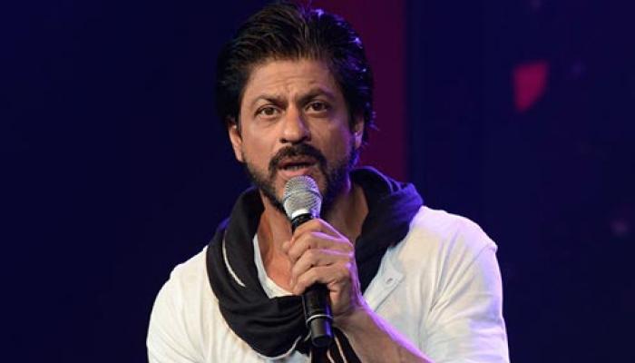 शाहरूख के खिलाफ केस, रेलवे संपत्ति को नुकसान पहुंचाने का आरोप शाहरूख के खिलाफ केस, रेलवे संपत्ति को नुकसान पहुंचाने का आरोप