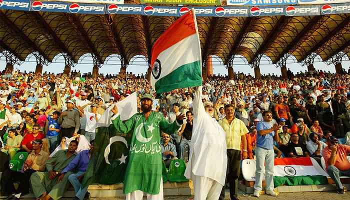पाकिस्तान के साथ क्रिकेट खेलना चाहता है भारत! BCCI ने मांगी इजाजत पाकिस्तान के साथ क्रिकेट खेलना चाहता है भारत! BCCI ने मांगी इजाजत