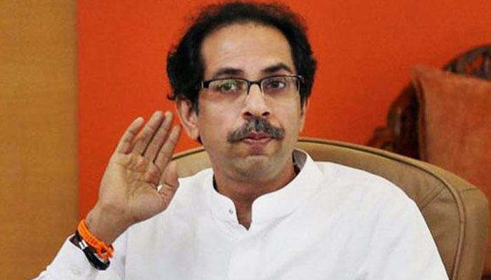 शिवसेना का तंज: कांग्रेस की राह पर भाजपा, काम में 'ज़ीरो' पर चुनावों में 'हीरो' शिवसेना का तंज: कांग्रेस की राह पर भाजपा, काम में 'ज़ीरो' पर चुनावों में 'हीरो'