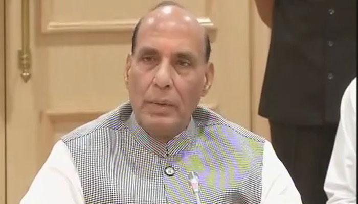 नक्सल समस्या से निपटने के लिए गृह मंत्री राजनाथ ने दिए आठ 'मंत्र' नक्सल समस्या से निपटने के लिए गृह मंत्री राजनाथ ने दिए आठ 'मंत्र'