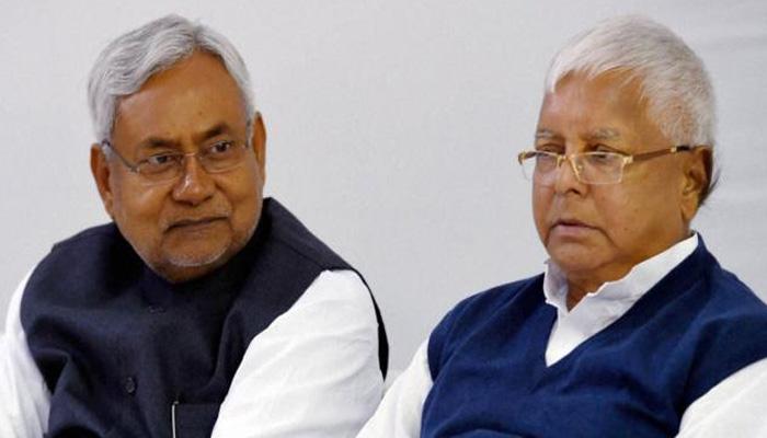 बिहार में टूट के कगार पर महागठबंधन! लालू ने कहा- BJP को नया एलायंस पार्टनर मुबारक बिहार में टूट के कगार पर महागठबंधन! लालू ने कहा- BJP को नया एलायंस पार्टनर मुबारक