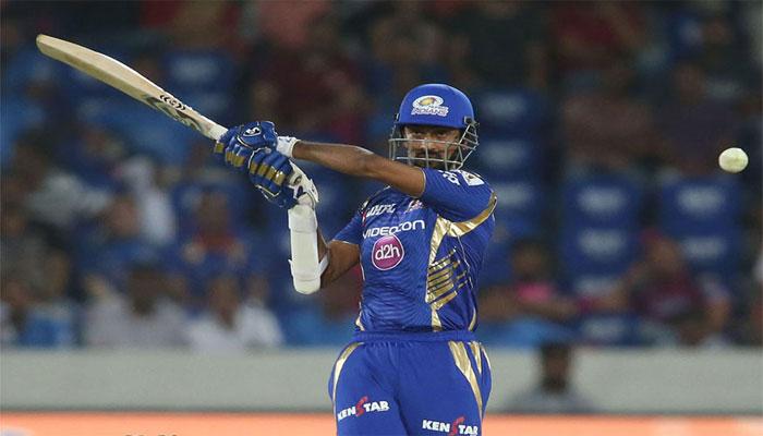 IPL 10 Final : फिर चला क्रुणाल पांड्या के बल्ले का जादू, ऐसे जड़े दो छक्के IPL 10 Final : फिर चला क्रुणाल पांड्या के बल्ले का जादू, ऐसे जड़े दो छक्के