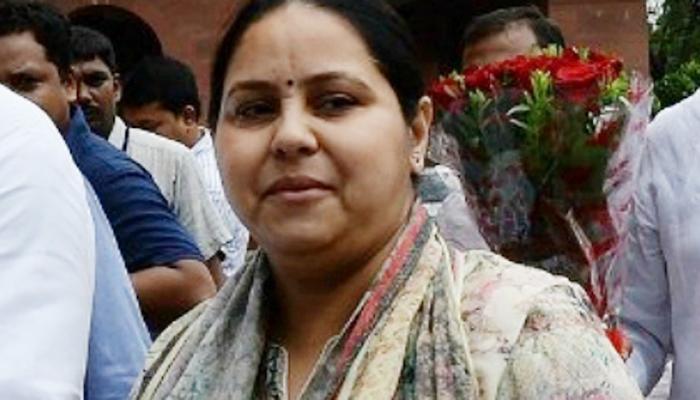 बेनामी जमीन मामले में लालू की बेटी और दामाद को इनकम टैक्स विभाग ने किया तलब बेनामी जमीन मामले में लालू की बेटी और दामाद को इनकम टैक्स विभाग ने किया तलब