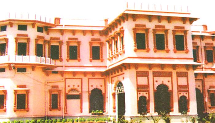 बिहार 12वीं परीक्षा का आर्ट्स टॉपर फिर सवालों के घेरे में, संगीत में 92 अंक लेकिन नहीं मालूम अंतरा-मुखड़े का फर्क! बिहार 12वीं परीक्षा का आर्ट्स टॉपर फिर सवालों के घेरे में, संगीत में 92 अंक लेकिन नहीं मालूम अंतरा-मुखड़े का फर्क!