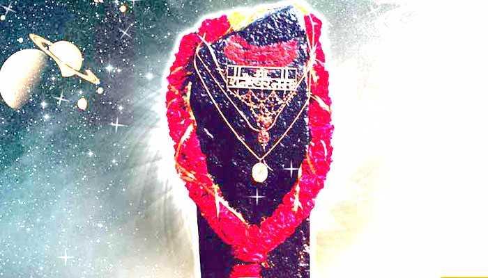 सभी बाधाओं से रक्षा के लिए भगवान शनिदेव की प्रार्थना करें! जानिए क्या है मंत्र सभी बाधाओं से रक्षा के लिए भगवान शनिदेव की प्रार्थना करें! जानिए क्या है मंत्र