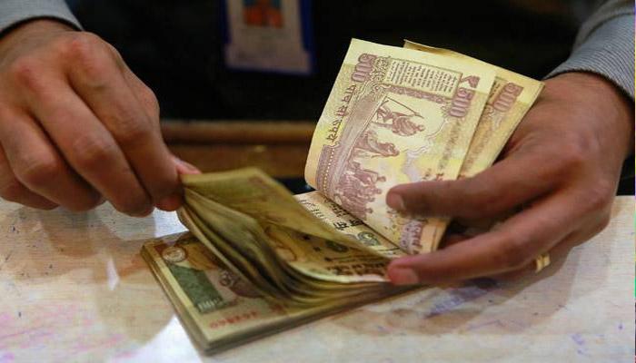 7वां वेतन आयोग: अलाउंसेस के मुद्दे पर खत्म नहीं हो रहा है 50 लाख कर्मचारियों का इंतजार 7वां वेतन आयोग: अलाउंसेस के मुद्दे पर खत्म नहीं हो रहा है 50 लाख कर्मचारियों का इंतजार