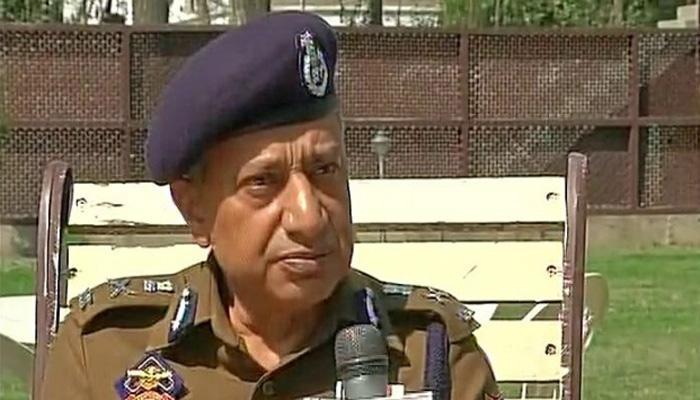 J&K: डीपीएस मुठभेड़ पर DGP का बयान, स्कूली इमारतों को तबाह करने की साजिश J&K: डीपीएस मुठभेड़ पर DGP का बयान, स्कूली इमारतों को तबाह करने की साजिश