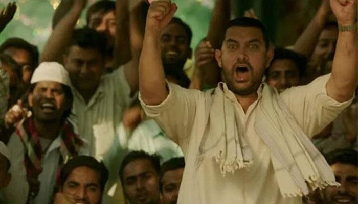 आमिर की 'दंगल' ने 'बाहुबली' को दी पटखनी, बनी 2000 करोड़ कमाने वाली पहली भारतीय फिल्म आमिर की 'दंगल' ने 'बाहुबली' को दी पटखनी, बनी 2000 करोड़ कमाने वाली पहली भारतीय फिल्म