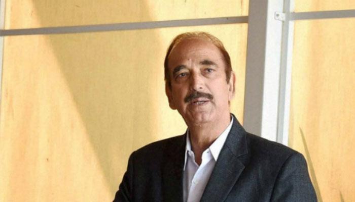 आखिर क्यों कांग्रेस ने जीएसटी के लिए आधी रात को बुलाई गई संसद बैठक से किया किनारा आखिर क्यों कांग्रेस ने जीएसटी के लिए आधी रात को बुलाई गई संसद बैठक से किया किनारा