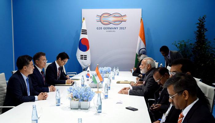 जी20 समिट: मोदी ने की दक्षिण कोरिया-इटली के नेताओं से मुलाकात, आपसी संबंधों को बढ़ाने पर ज़ोर जी20 समिट: मोदी ने की दक्षिण कोरिया-इटली के नेताओं से मुलाकात, आपसी संबंधों को बढ़ाने पर ज़ोर