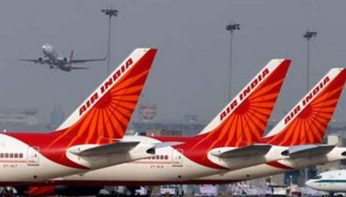 एयर इंडिया के इकोनॉमी क्लास में अब नॉन-वेज खाना बंद, खर्च घटाने की कोशिश एयर इंडिया के इकोनॉमी क्लास में अब नॉन-वेज खाना बंद, खर्च घटाने की कोशिश