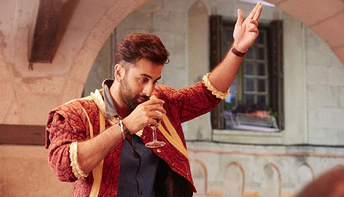 रणबीर कपूर नहीं कर सकता ये काम, बोले- 'नहीं है संजय दत्त जितनी हिम्मत' रणबीर कपूर नहीं कर सकता ये काम, बोले- 'नहीं है संजय दत्त जितनी हिम्मत'