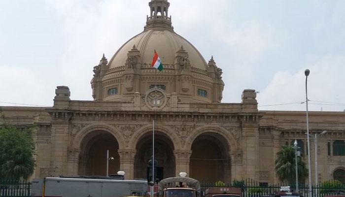 खुलासा : यूपी विधानसभा में मिला पाउडर PETN नहीं, सरकार ने नहीं मानी रिपोर्ट खुलासा : यूपी विधानसभा में मिला पाउडर PETN नहीं, सरकार ने नहीं मानी रिपोर्ट