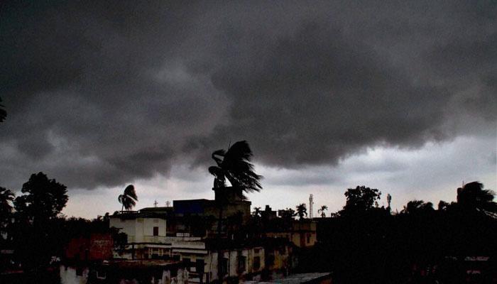 जयपुर में उमस लेकिन राजस्थान के इन इलाकों में हो सकती है झमाझम बारिश जयपुर में उमस लेकिन राजस्थान के इन इलाकों में हो सकती है झमाझम बारिश