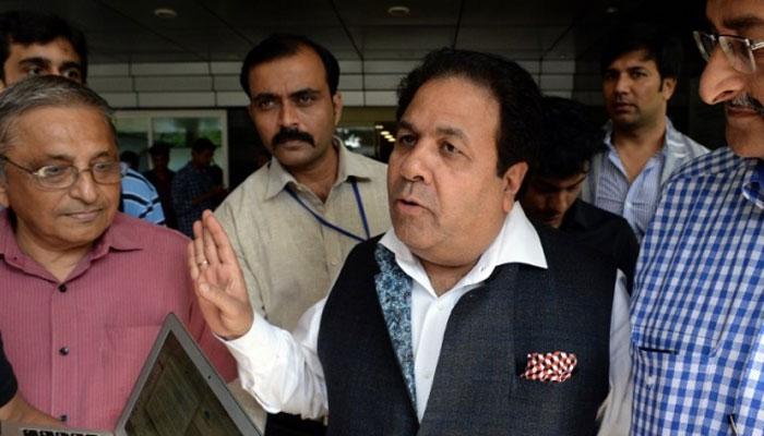 महिला क्रिकेट टीम को बधाई देने में राजीव शुक्ला ने कर दी बड़ी भूल महिला क्रिकेट टीम को बधाई देने में राजीव शुक्ला ने कर दी बड़ी भूल