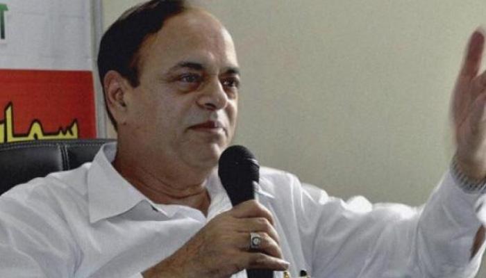 वंदे मातरम गाने को लेकर महाराष्ट्र में विवाद: सपा विधायक बोले, आप मुझे गोली मार सकते हैं लेकिन हम इसे नहीं गाएंगे वंदे मातरम गाने को लेकर महाराष्ट्र में विवाद: सपा विधायक बोले, आप मुझे गोली मार सकते हैं लेकिन हम इसे नहीं गाएंगे