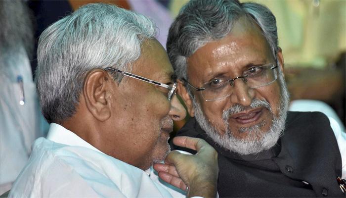 बिहार कैबिनेट में सिर्फ एक मुस्लिम चेहरा, उपमुख्यमंत्री सुशील मोदी के जिम्मे वित्त व वाणिज्य बिहार कैबिनेट में सिर्फ एक मुस्लिम चेहरा, उपमुख्यमंत्री सुशील मोदी के जिम्मे वित्त व वाणिज्य