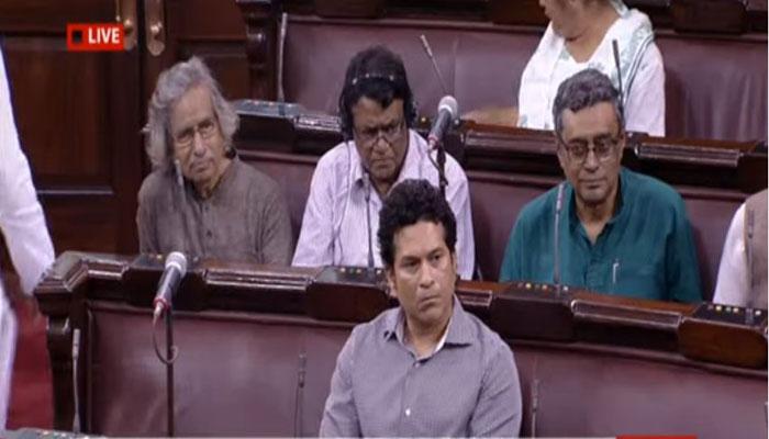 आखिर राज्यसभा में आए सचिन, पूरे प्रश्नकाल के दौरान रहे मौजूद आखिर राज्यसभा में आए सचिन, पूरे प्रश्नकाल के दौरान रहे मौजूद