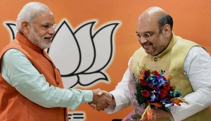 प्रधानमंत्री मोदी ने अमित शाह और स्मृति ईरानी को राज्यसभा सदस्य बनने पर दी बधाई प्रधानमंत्री मोदी ने अमित शाह और स्मृति ईरानी को राज्यसभा सदस्य बनने पर दी बधाई