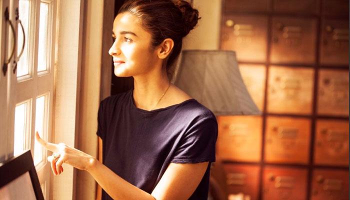 आलिया भट्ट ने कहा- कभी नहीं कहा कि 'आशिकी 3' में काम नहीं करना चाहती आलिया भट्ट ने कहा- कभी नहीं कहा कि 'आशिकी 3' में काम नहीं करना चाहती