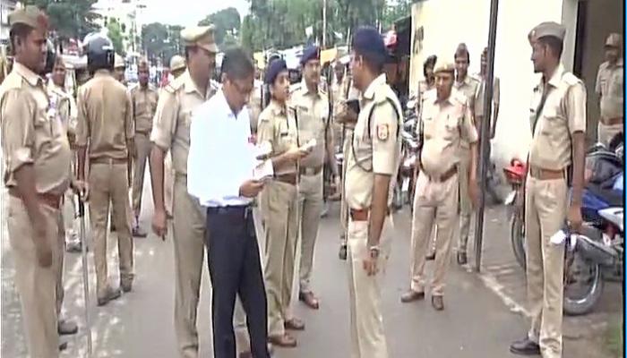 गोरखपुर हादसा: केंद्र ने मांगी उत्तर प्रदेश सरकार से रिपोर्ट, हालात पर पीएम मोदी की नजर गोरखपुर हादसा: केंद्र ने मांगी उत्तर प्रदेश सरकार से रिपोर्ट, हालात पर पीएम मोदी की नजर