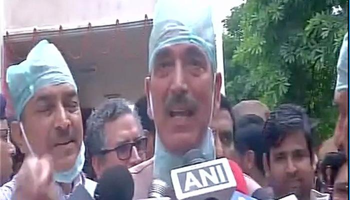 गोरखपुर हादसा: कांग्रेस ने कहा, यह मौत नहीं हत्या है; मांगा उप्र के सीएम का इस्तीफा गोरखपुर हादसा: कांग्रेस ने कहा, यह मौत नहीं हत्या है; मांगा उप्र के सीएम का इस्तीफा