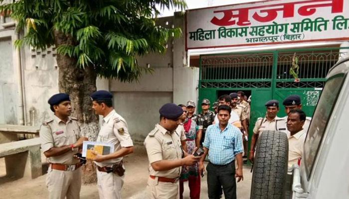 लालू ने जिस नोटबंदी को जी भर कोसा, उसी से मिला नीतीश के खिलाफ सबसे बड़ा हथियार लालू ने जिस नोटबंदी को जी भर कोसा, उसी से मिला नीतीश के खिलाफ सबसे बड़ा हथियार